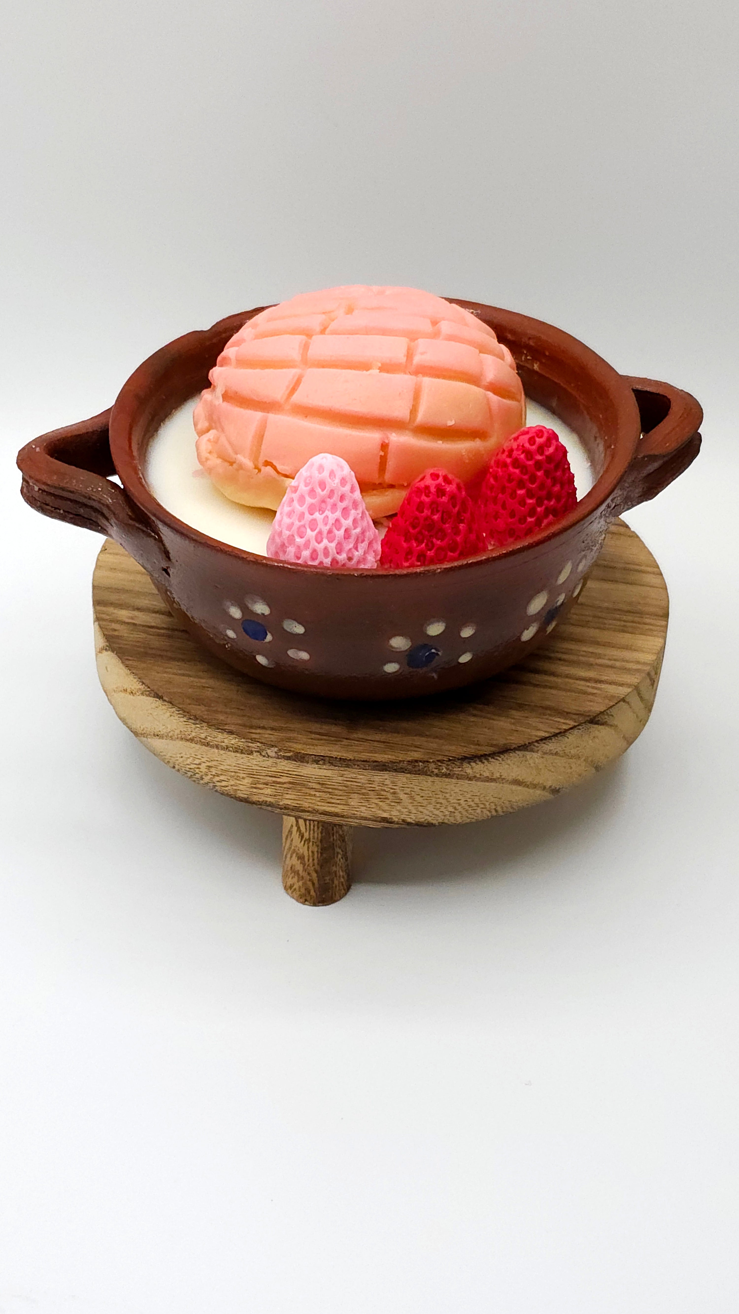 Concha de Fresa — Strawberry Pan Dulce Soy Candle